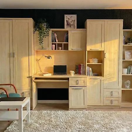 Mieszkanie W Domu Wielorodzinnym *